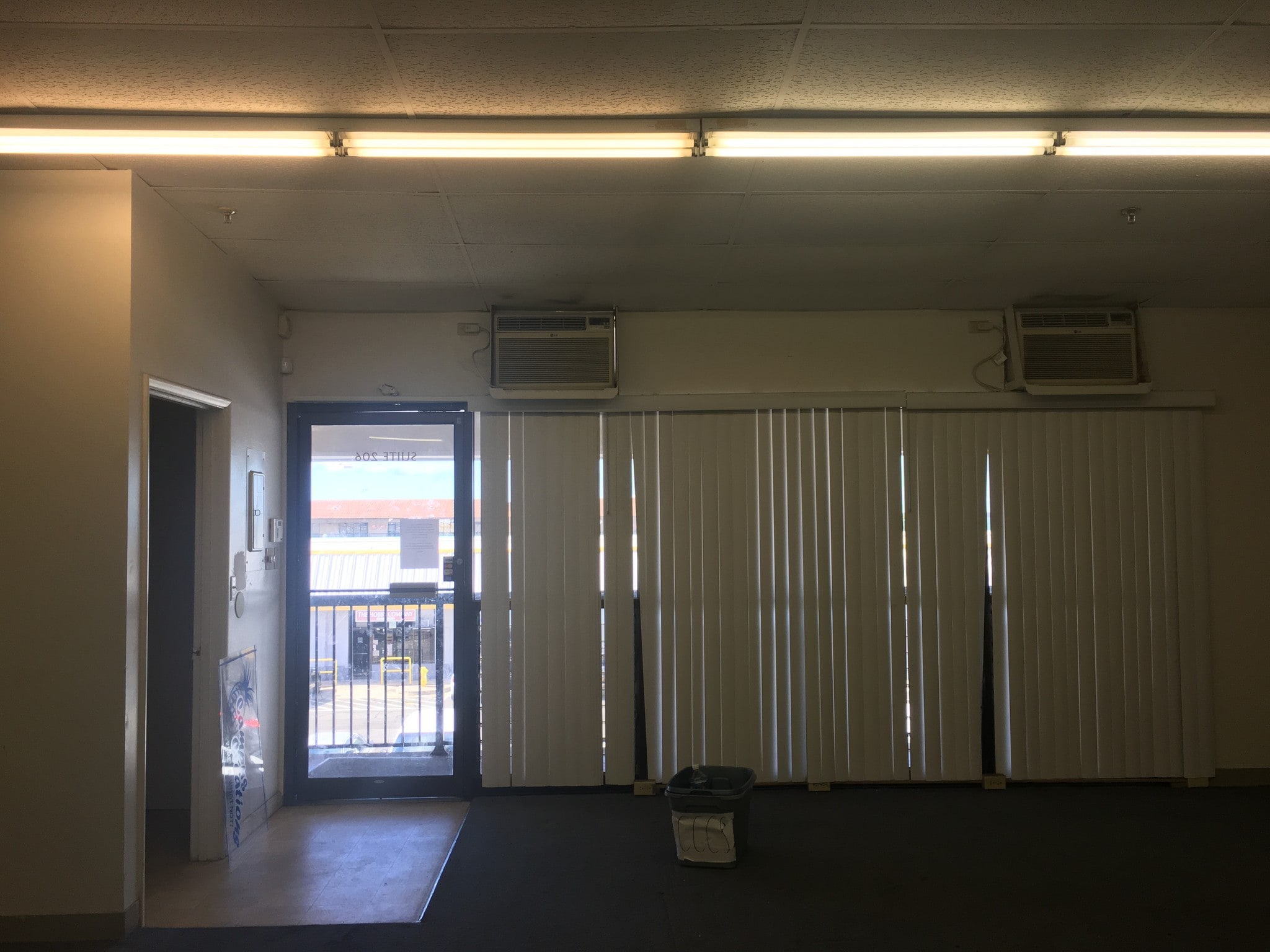 98025 Hekaha St, Aiea, HI 96701 Harbor Center