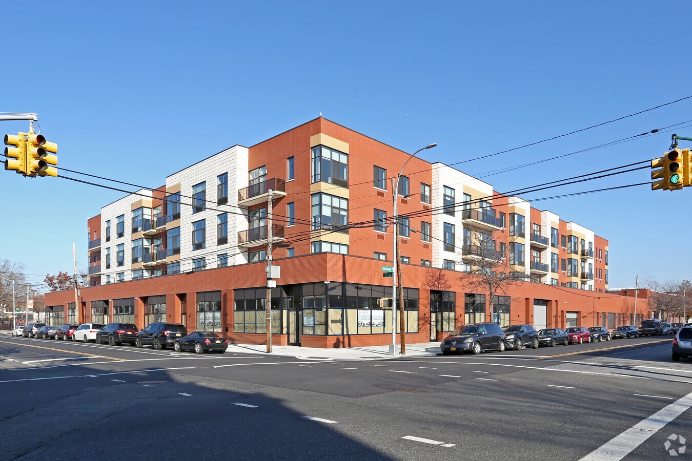 1973 38th St, Astoria, NY 11105