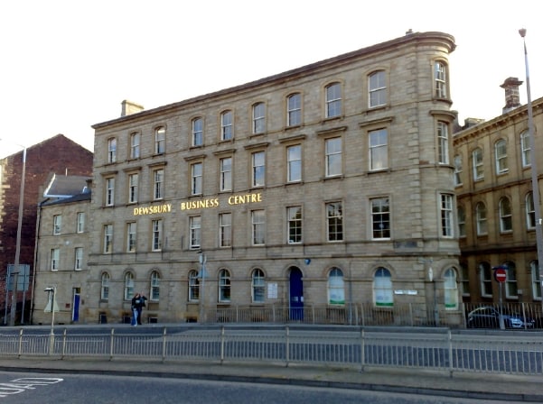 9-13 Wellington Rd, Dewsbury for lease - Primary Photo - Image 2 of 22