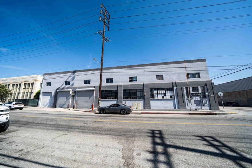 4383 Fruitland Ave, Vernon, CA for sale - Building Photo - Image 2 of 23