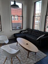 816-820 N Russell St, Portland, OR for lease Interior Photo- Image 2 of 3