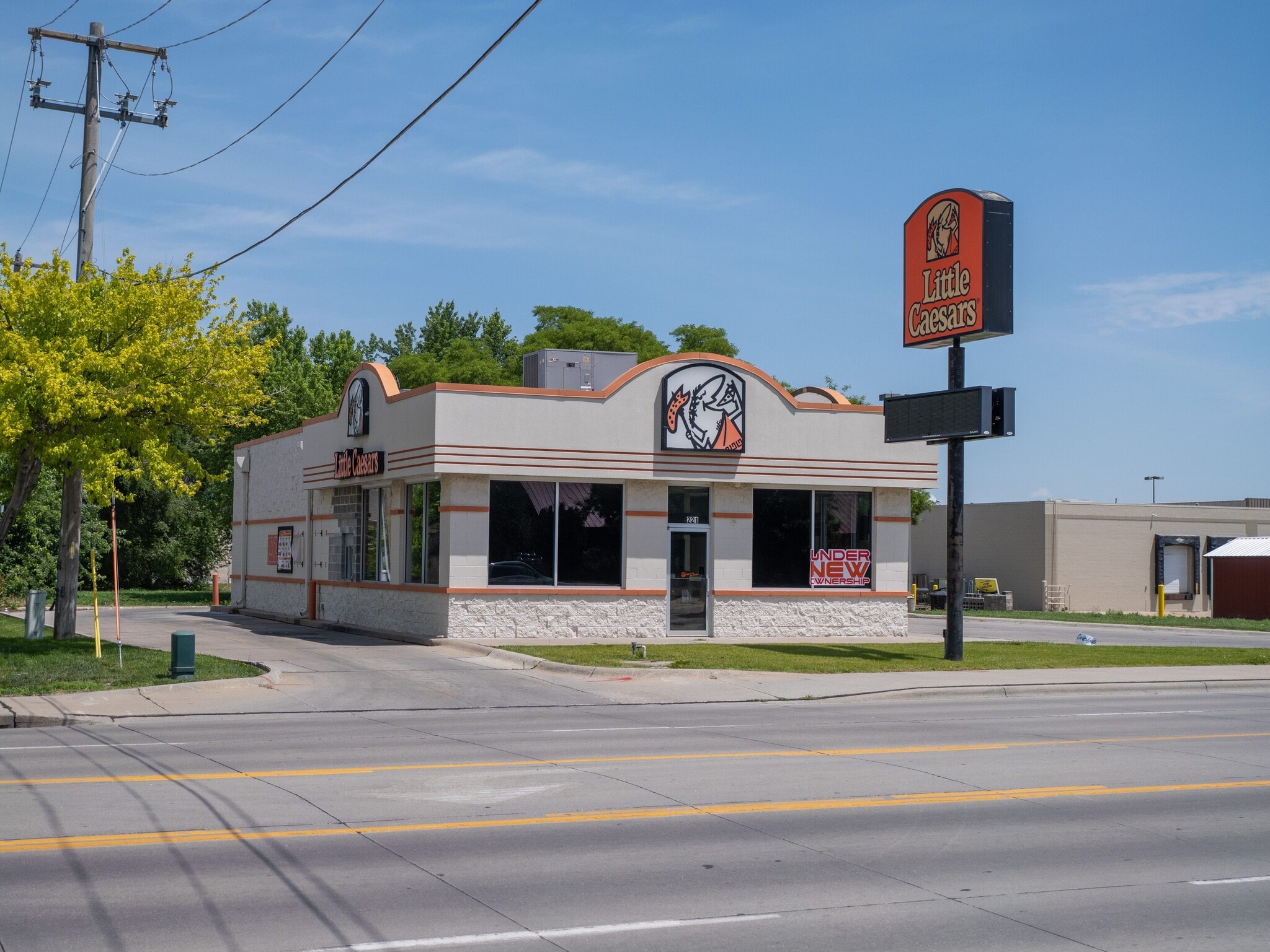 221 W 39th St, Kearney, NE for sale Building Photo- Image 1 of 12