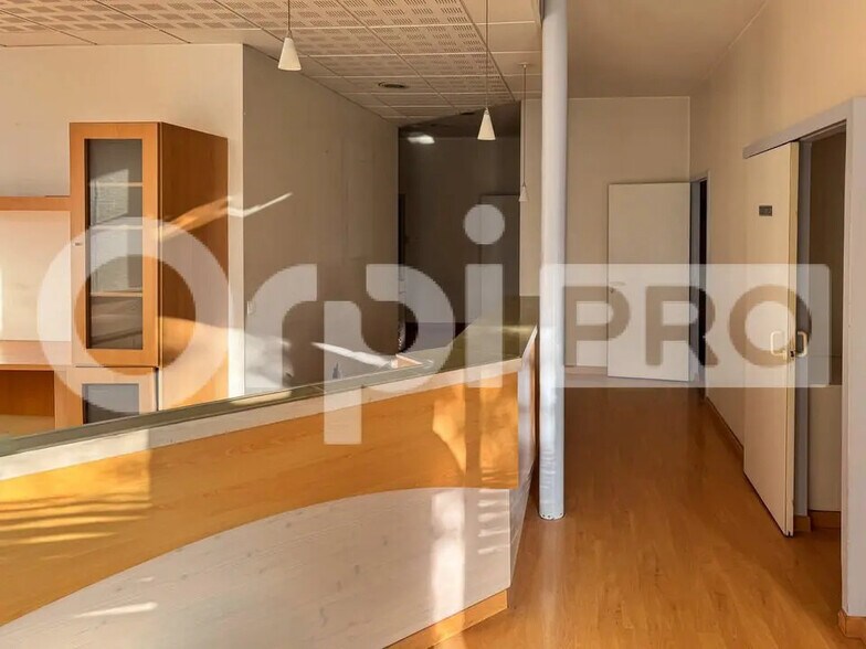 Office in Dax for sale - Interior Photo - Image 2 of 7