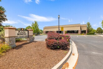 1937 S Bonito Way, Meridian, ID for lease Interior Photo- Image 2 of 13