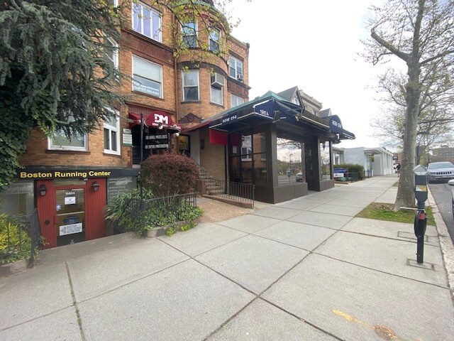 1682 Beacon St, Brookline, MA for sale Primary Photo- Image 1 of 1
