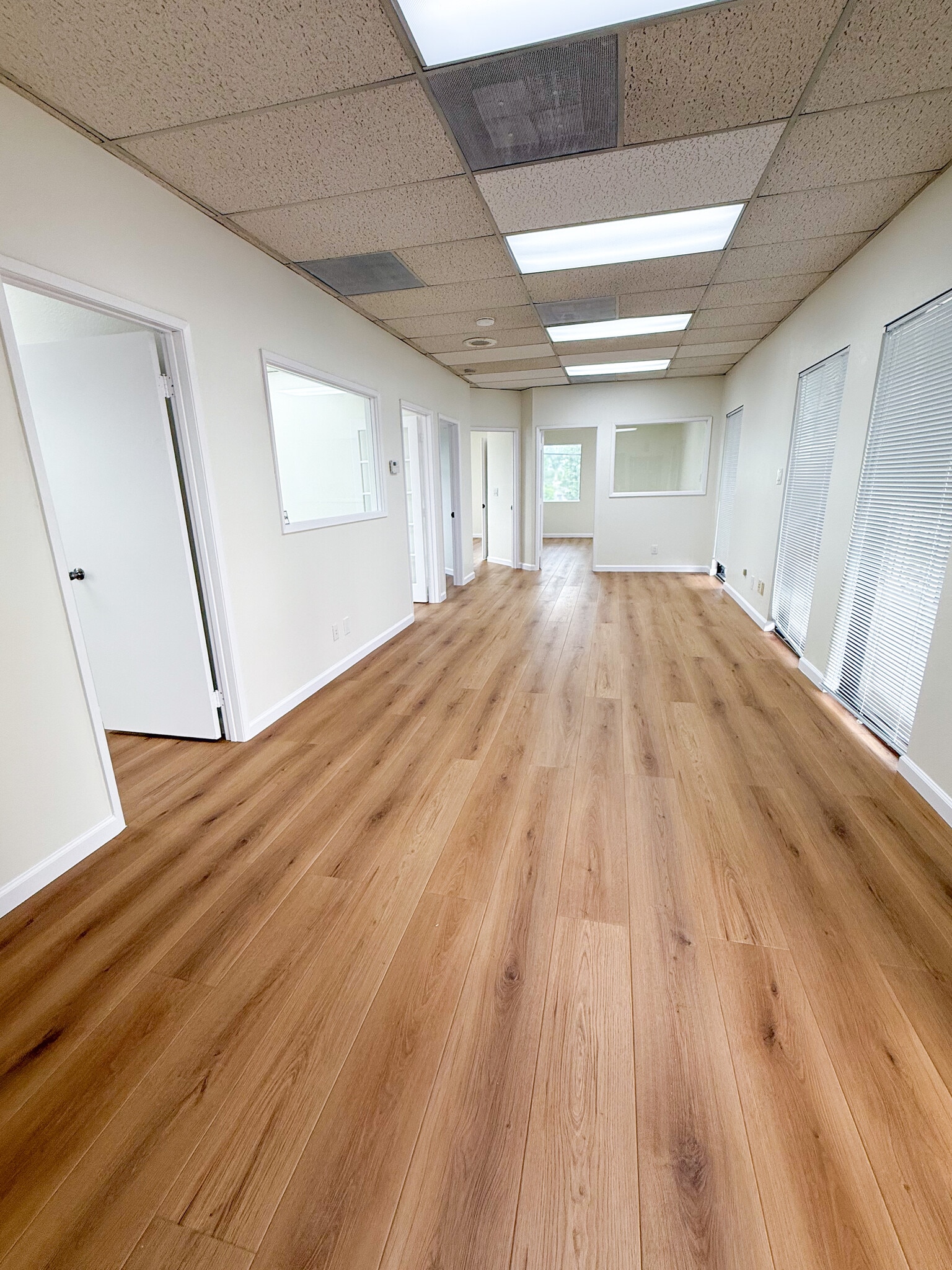 14151 Newport Ave, Tustin, CA for lease Interior Photo- Image 1 of 12