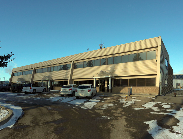 15330 123 Av NW, Edmonton, AB for lease - Primary Photo - Image 1 of 21