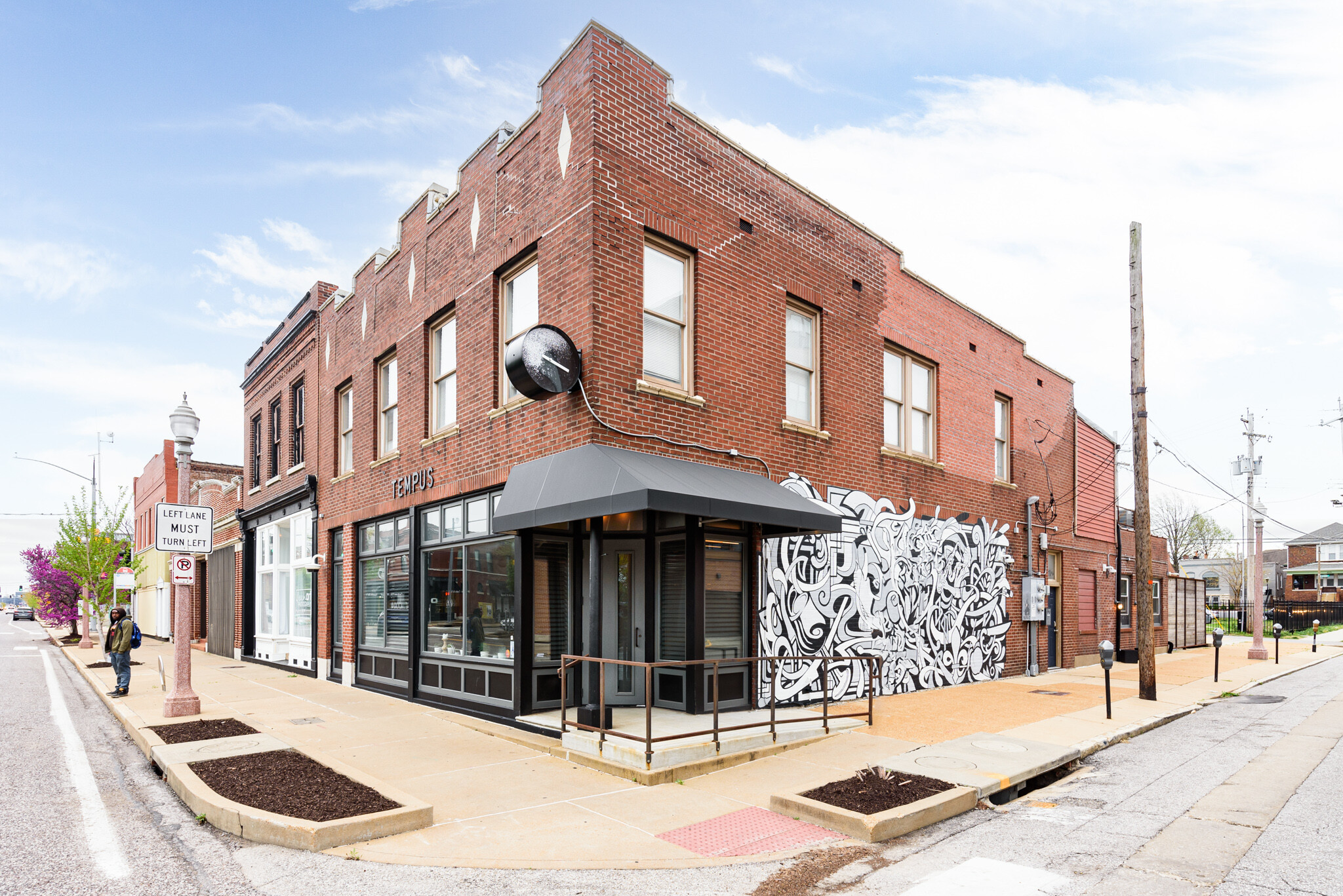 4370 Manchester Ave, Saint Louis, MO for lease Building Photo- Image 1 of 4