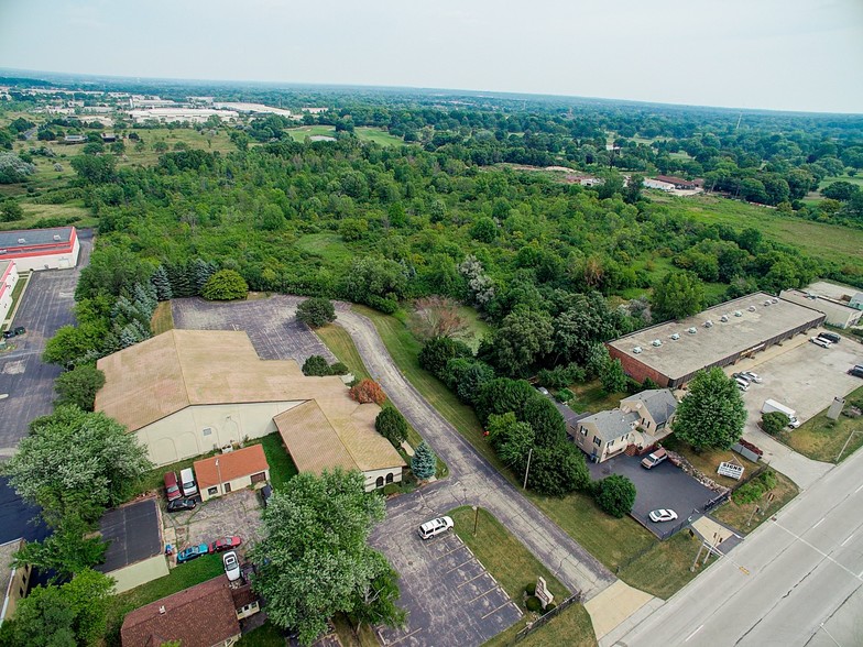 7030 W Good Hope Rd, Milwaukee, WI for sale - Building Photo - Image 1 of 1