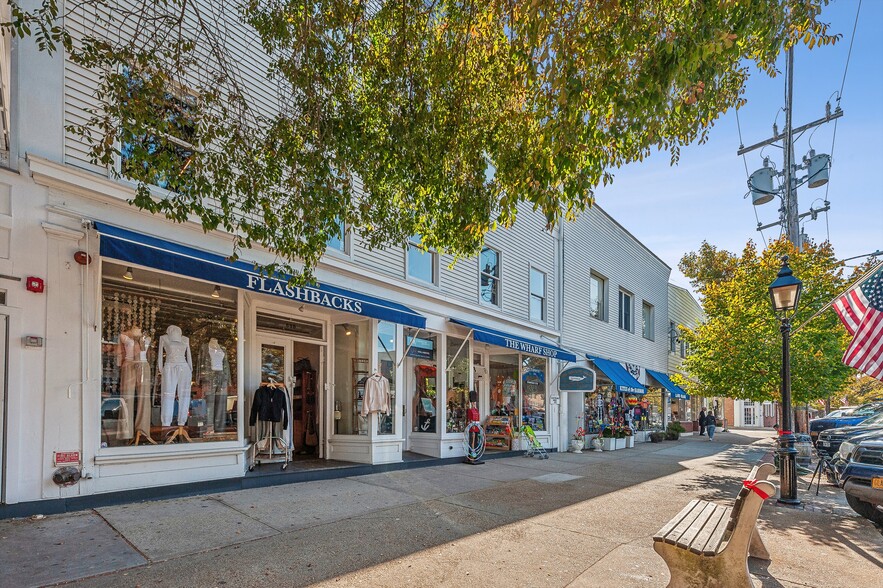 69 Main St, Sag Harbor, NY for lease - Building Photo - Image 2 of 18