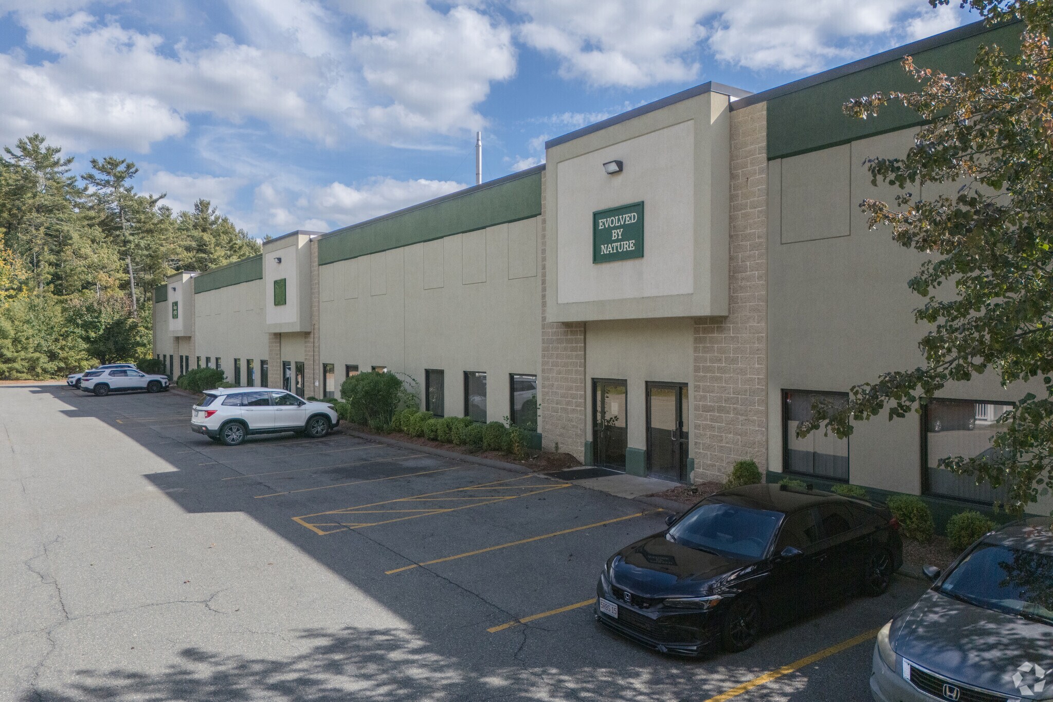 19 Walpole Park S, Walpole, MA for sale Primary Photo- Image 1 of 1