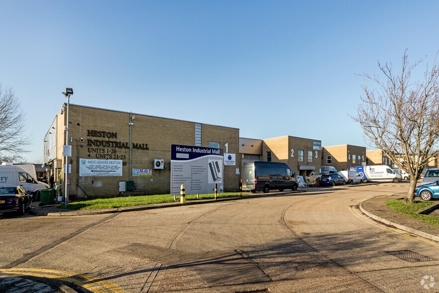 Church Rd, Hounslow for sale - Building Photo - Image 1 of 1