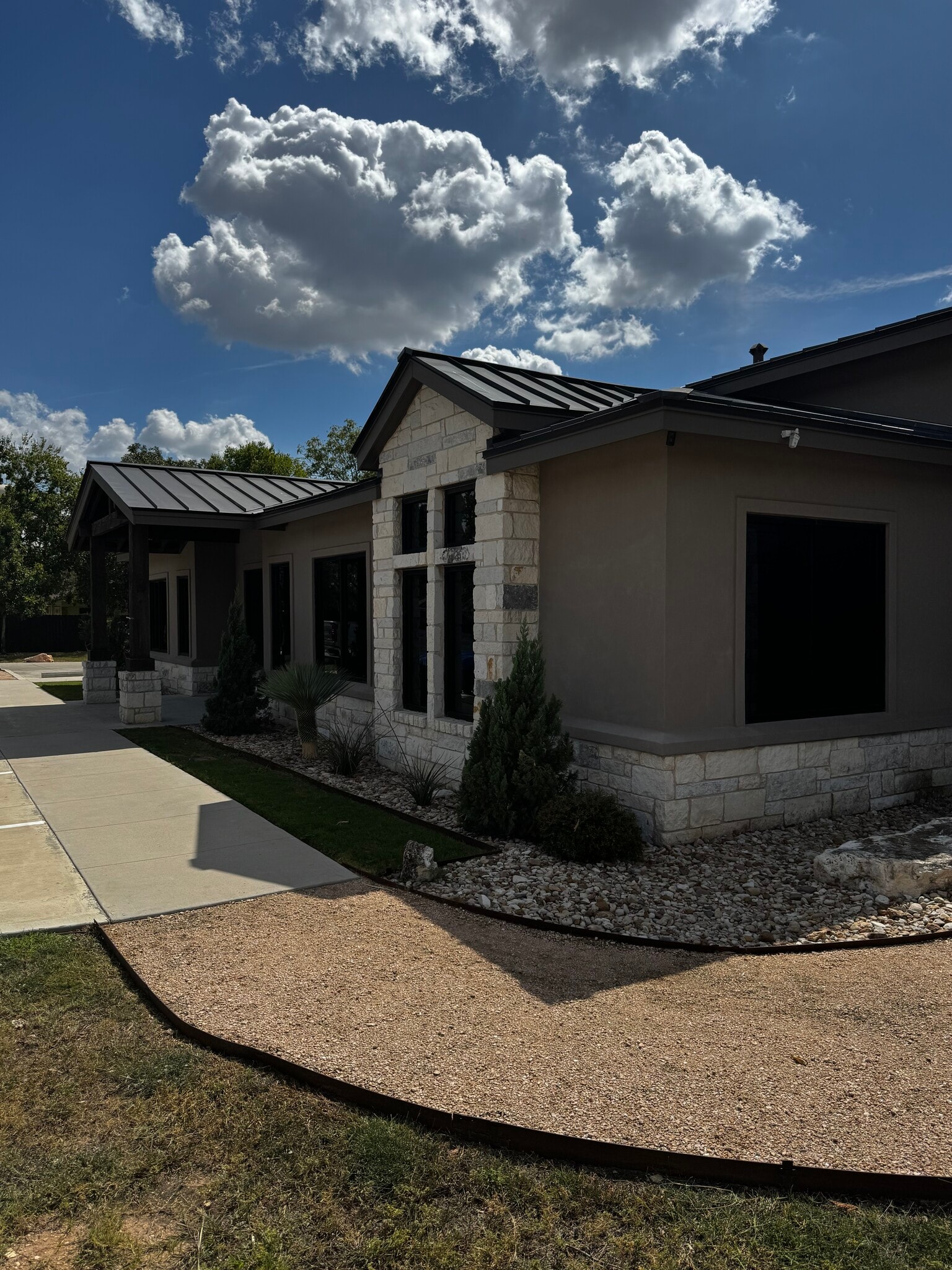 1625 Williams Dr, Georgetown, TX for lease Building Photo- Image 1 of 5