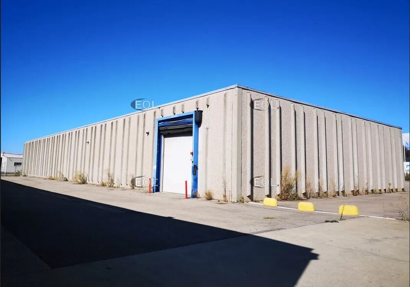 Industrial in Chaponnay for lease - Building Photo - Image 2 of 14