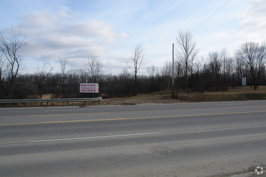 Holly Rd, Grand Blanc, MI for sale - Building Photo - Image 3 of 3