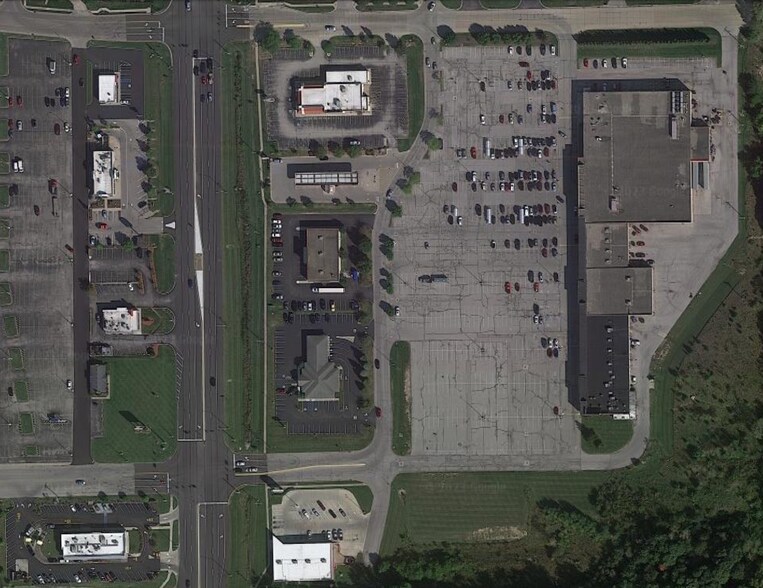 State Road 9, Greenfield, IN for sale - Primary Photo - Image 1 of 2