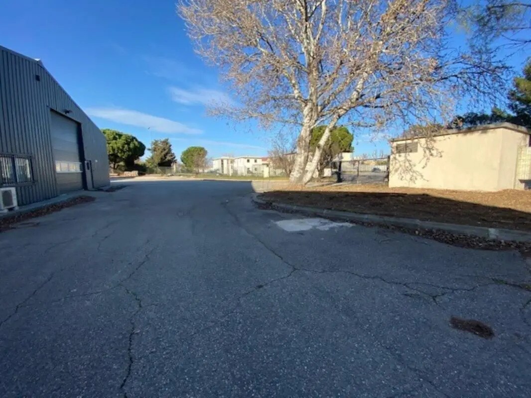 Office in Marignane for lease Building Photo- Image 1 of 4