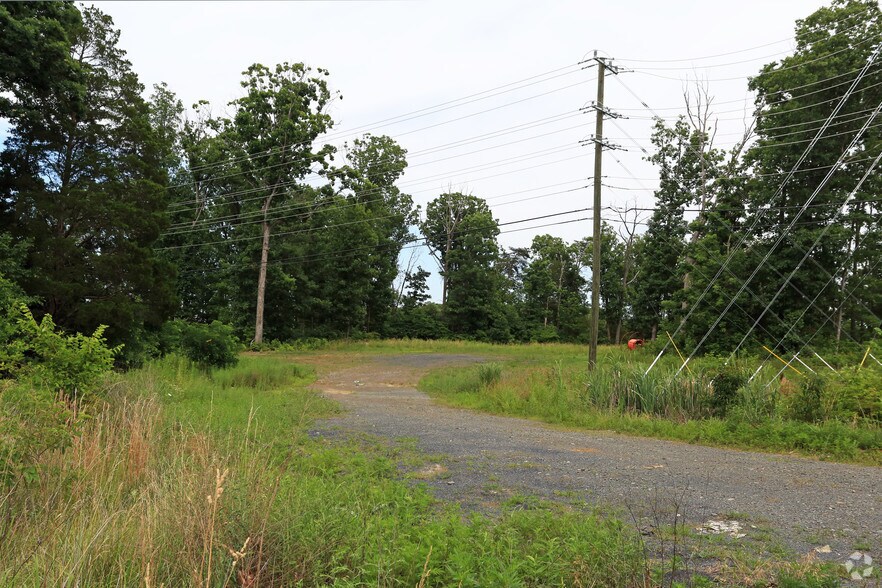 John Mosby Hwy, Aldie, VA for sale - Primary Photo - Image 1 of 1