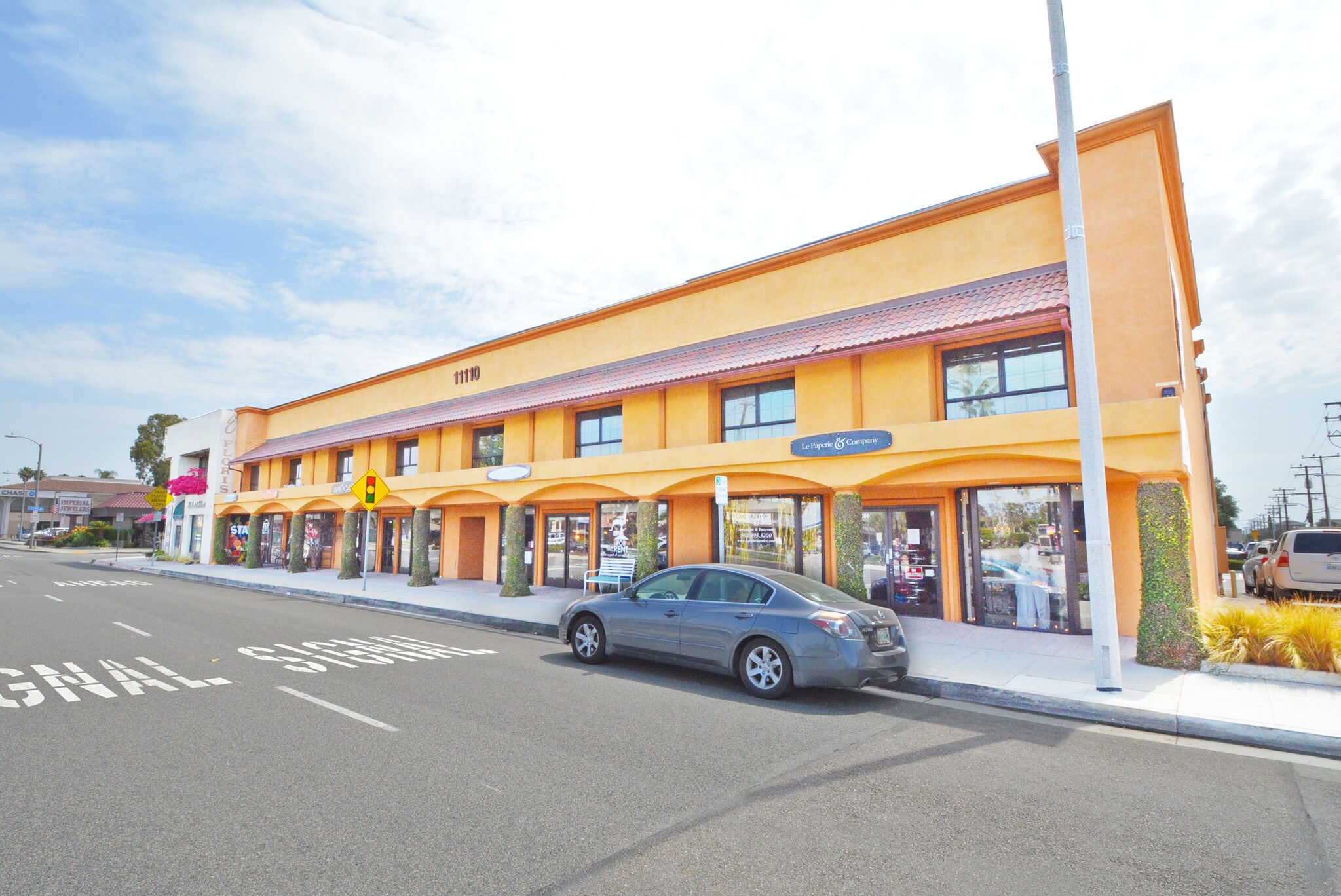 11110 Los Alamitos Blvd, Los Alamitos, CA for lease Primary Photo- Image 1 of 31