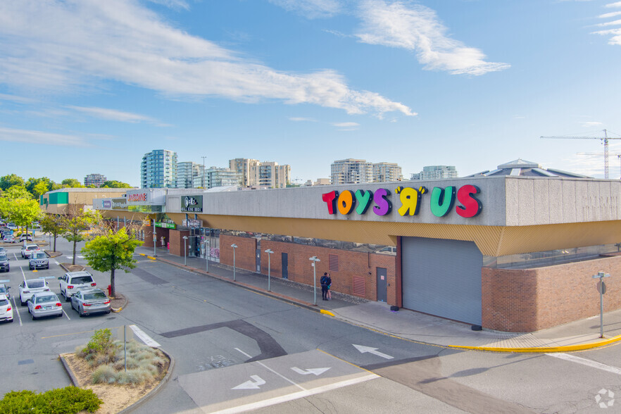 5300 No 3 Rd, Richmond, BC for lease - Building Photo - Image 3 of 27