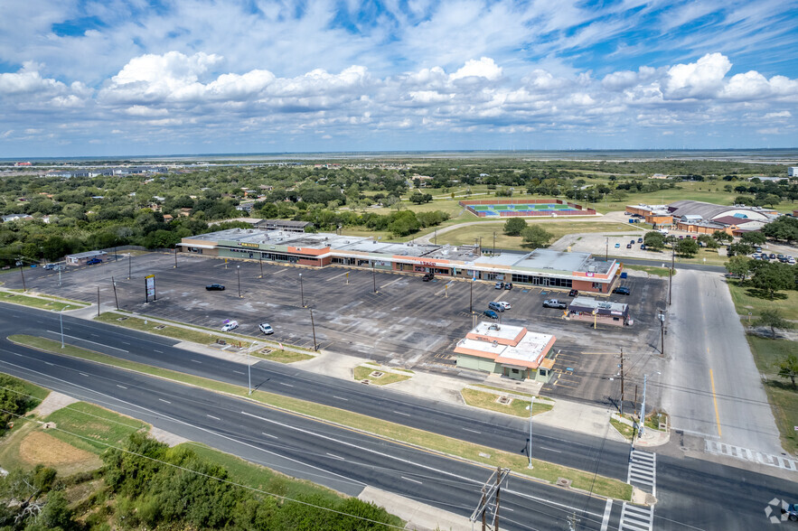 9800 Leopard St, Corpus Christi, TX for lease - Aerial - Image 3 of 10