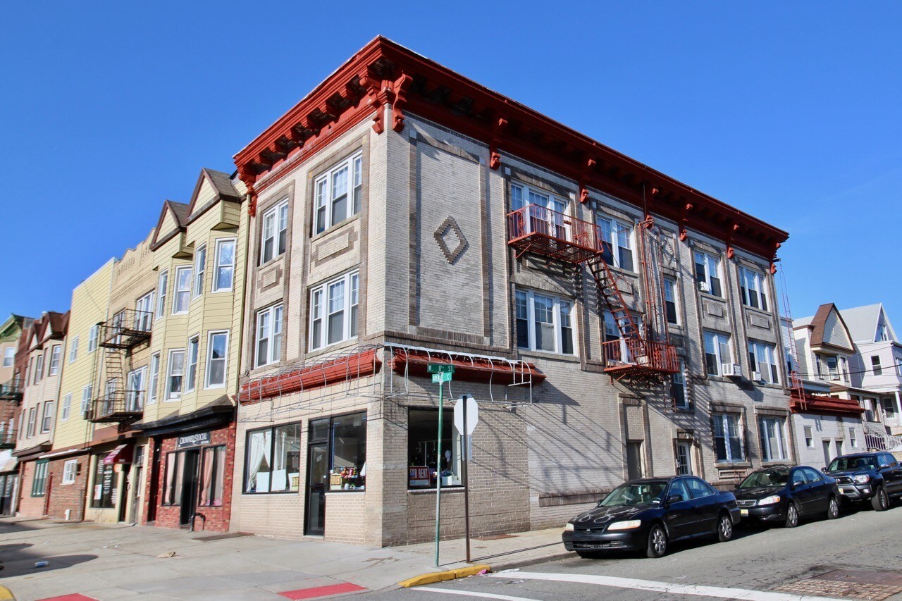 393 Avenue C, Bayonne, NJ for sale Building Photo- Image 1 of 1
