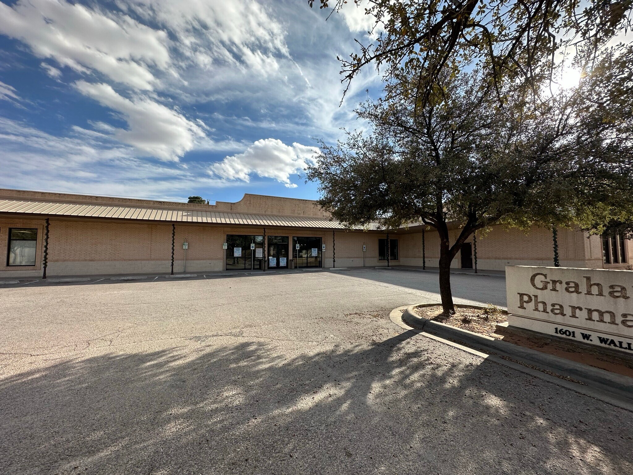 1601 W Wall St, Midland, TX for sale Building Photo- Image 1 of 1