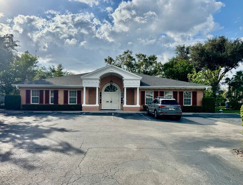 12650 Whitehall Dr, Fort Myers, FL for lease - Building Photo - Image 1 of 11