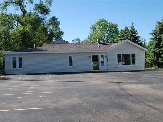 699 W Broad St, Linden, MI for sale - Building Photo - Image 1 of 1