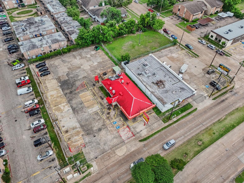 5426 Antoine Dr, Houston, TX for sale - Building Photo - Image 3 of 49