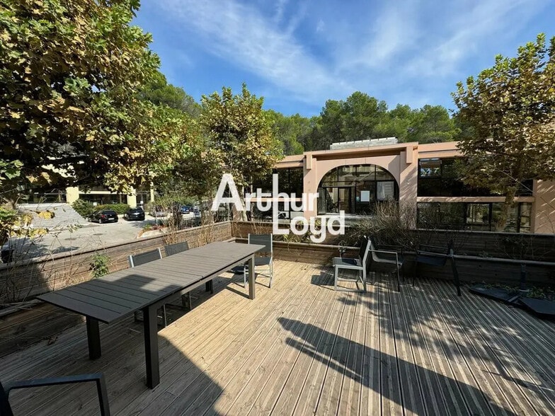 Office in Valbonne for sale - Building Photo - Image 3 of 7