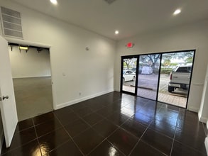 2075 N Powerline Rd, Pompano Beach, FL for lease Interior Photo- Image 1 of 4