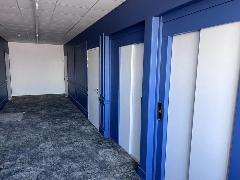 Rue Victor Schoelcher, Saint-Herblain for lease - Interior Photo - Image 3 of 5