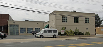 115-117 Herricks Rd, New Hyde Park NY - Warehouse