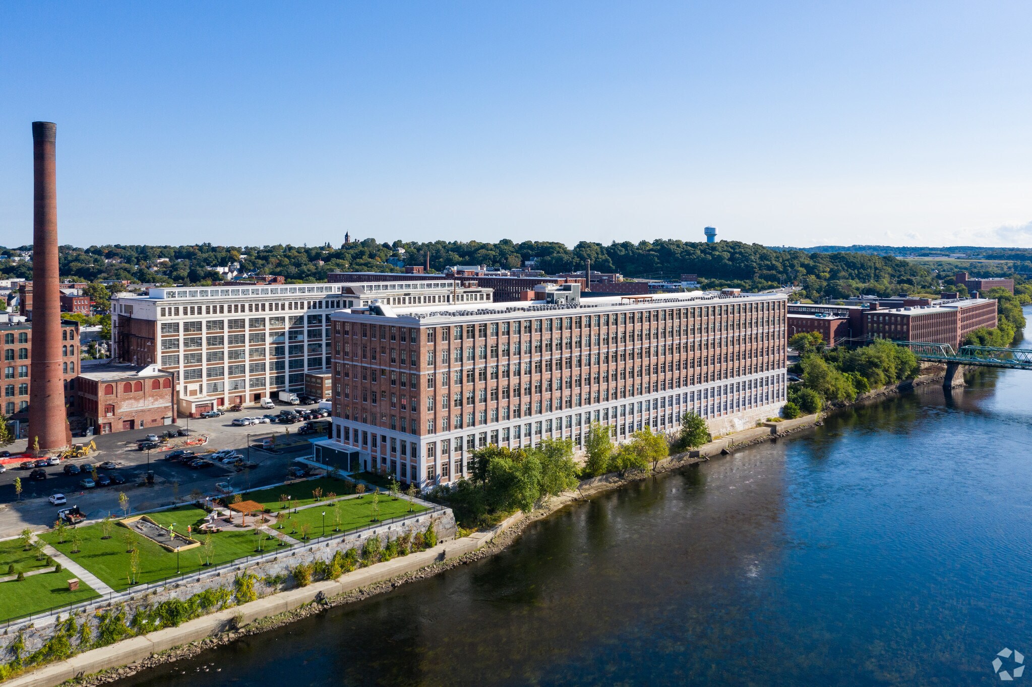 240270 Canal St, Lawrence, MA 01840