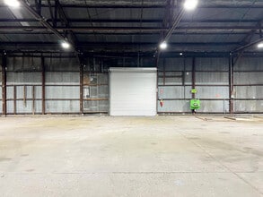 1101 Louisville Rd, Savannah, GA for lease Building Photo- Image 2 of 3