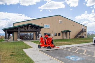 3860 Helberg Dr, Helena, MT for lease Building Photo- Image 2 of 46