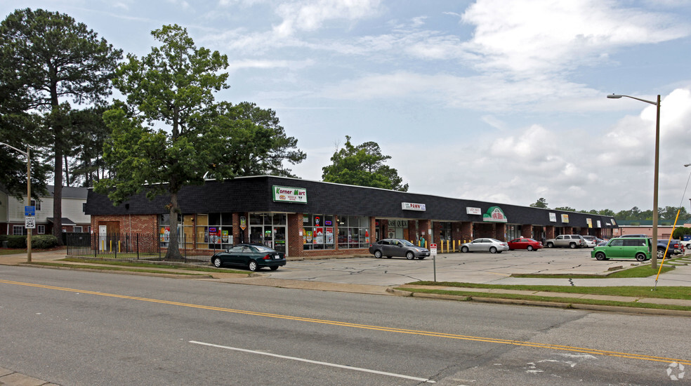 15501-15521 Warwick Blvd, Newport News, VA for lease - Building Photo - Image 2 of 5