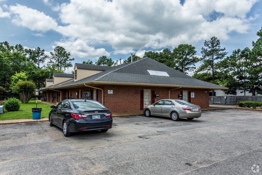 5395 Fox Plaza Dr, Memphis, TN for sale - Building Photo - Image 3 of 5