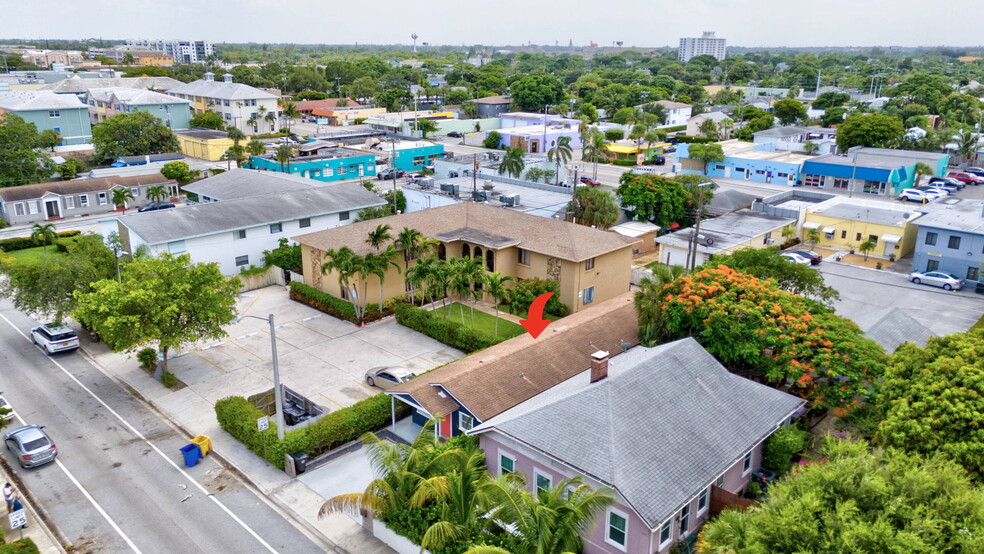 417 N J St, Lake Worth Beach, FL for sale - Building Photo - Image 3 of 31