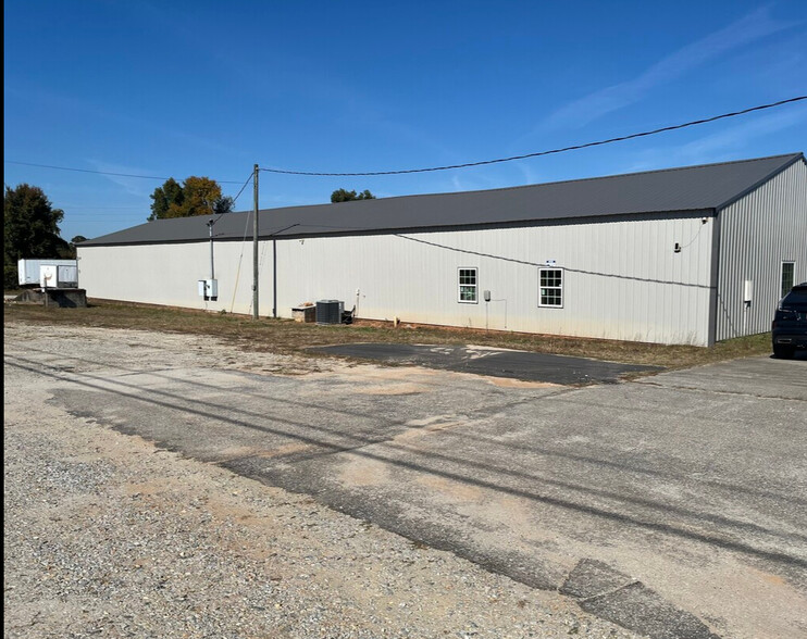 4200 Maysville Rd, Commerce, GA for lease - Building Photo - Image 1 of 33