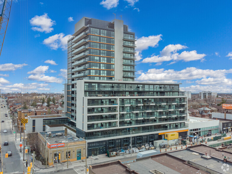 1603 Eglinton Ave W, Toronto, ON for sale - Primary Photo - Image 1 of 8