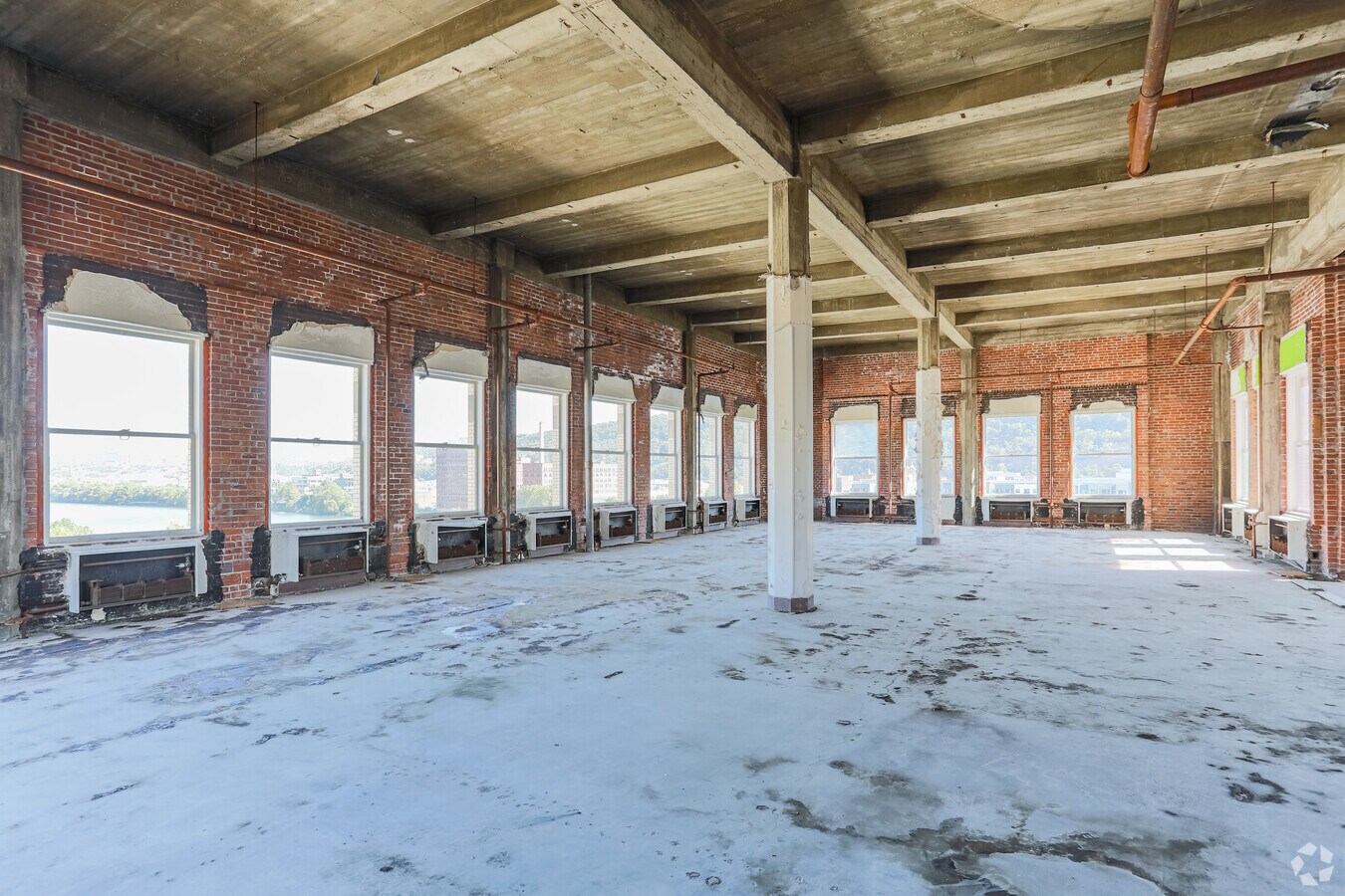 1075 Progress St, Pittsburgh, PA 15212