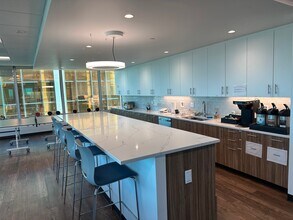 720 S Colorado Blvd, Denver, CO for lease Building Photo- Image 1 of 11