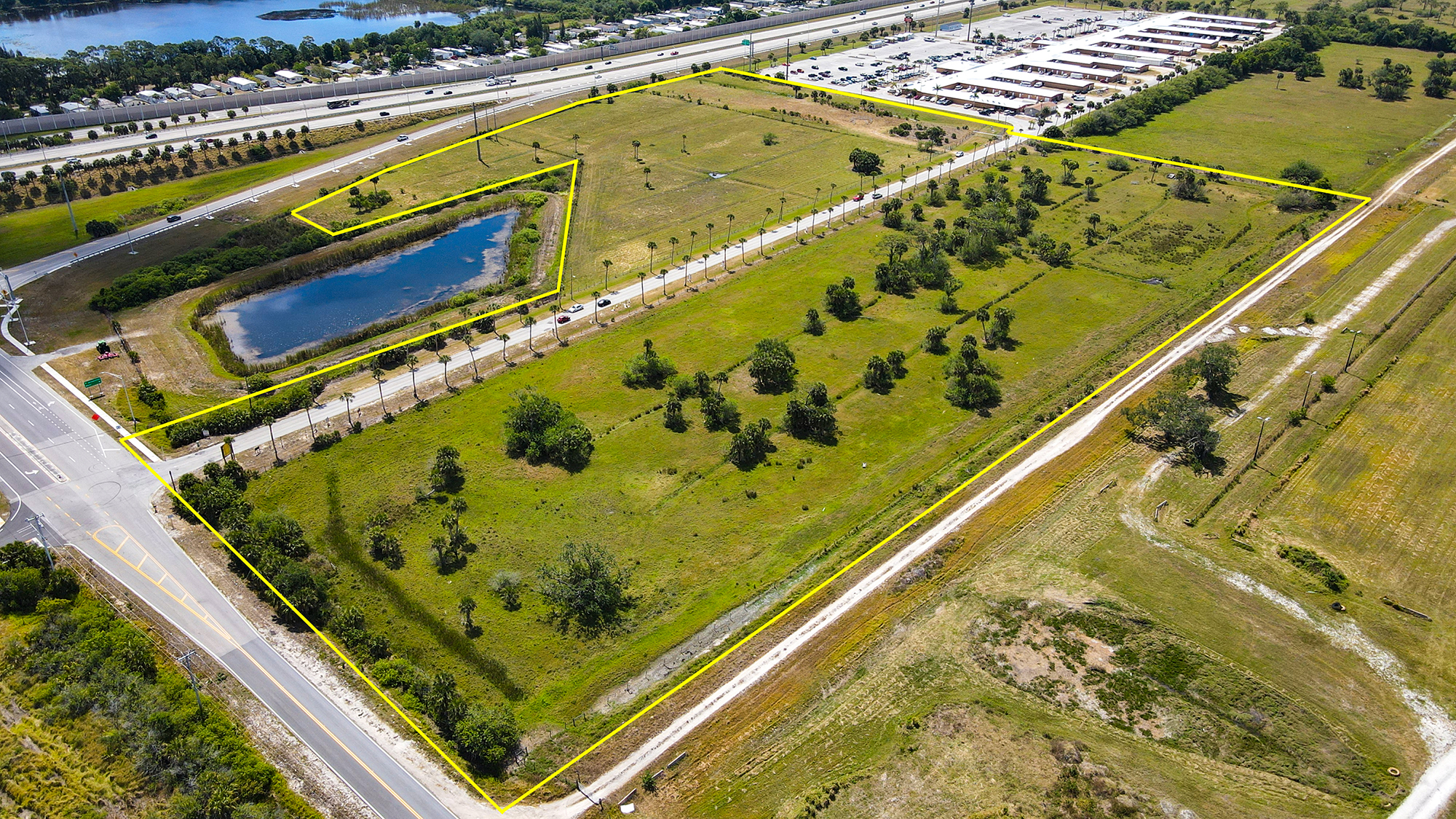 S/W Corner I-95, Melbourne, FL for sale Primary Photo- Image 1 of 4