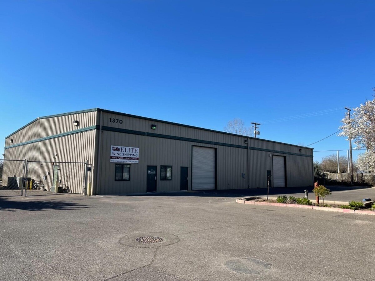 1370 E Turner Rd, Lodi, CA 95240