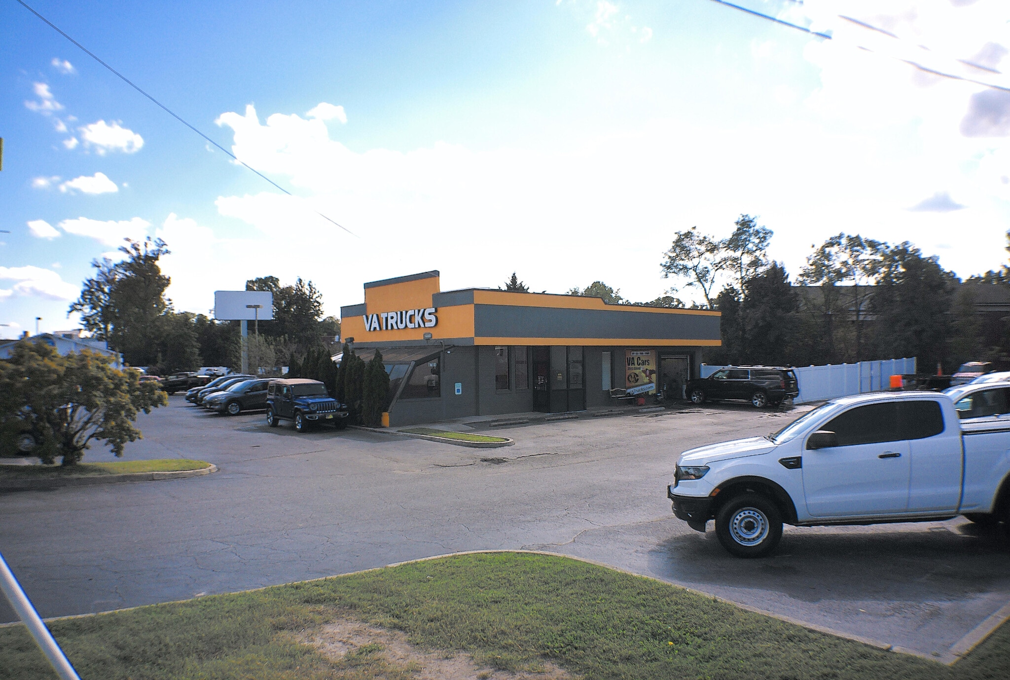 8701 W Broad St, Richmond, VA for sale Building Photo- Image 1 of 1