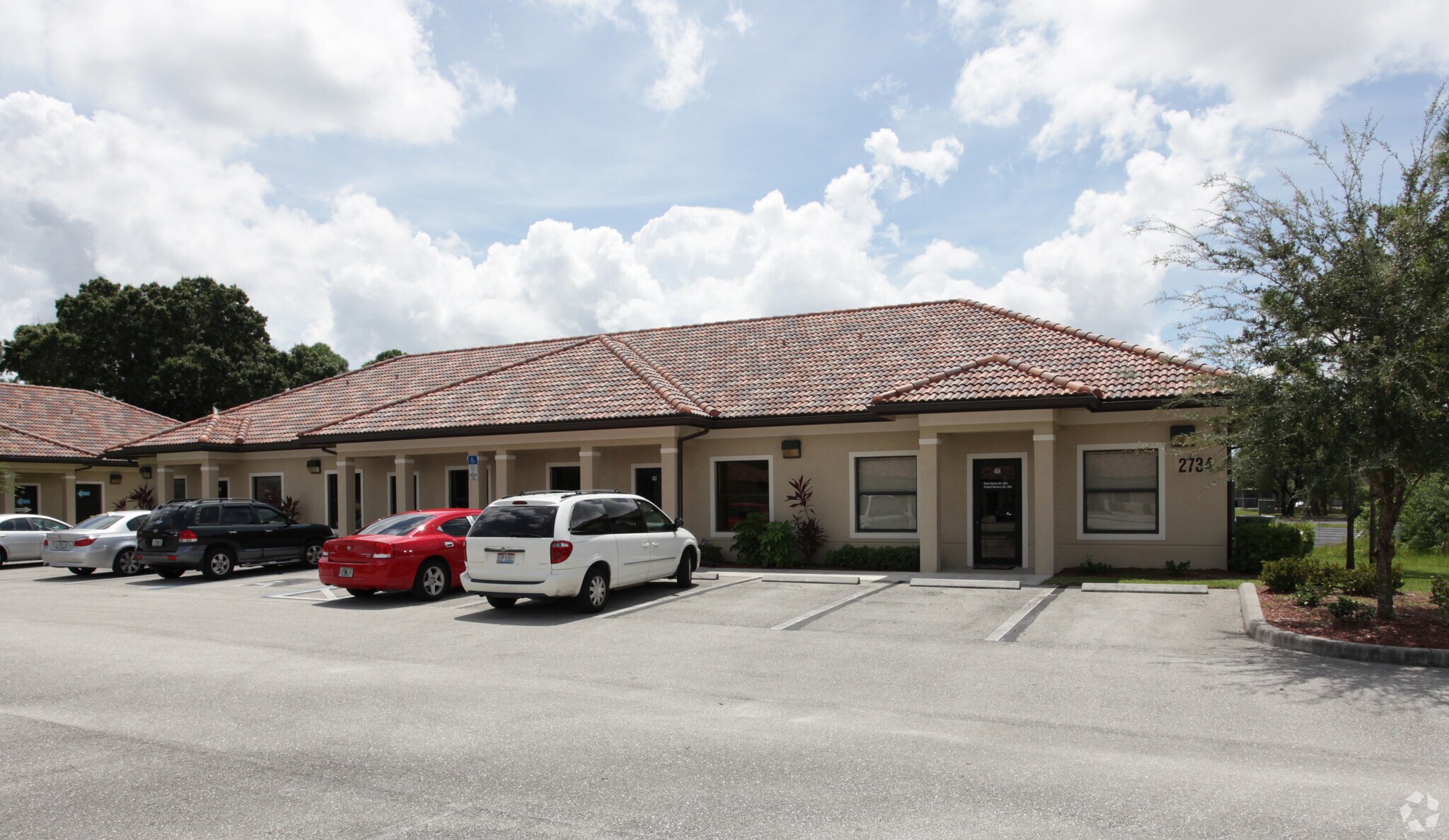 2734 Oak Ridge Ct, Fort Myers, FL for sale Primary Photo- Image 1 of 1