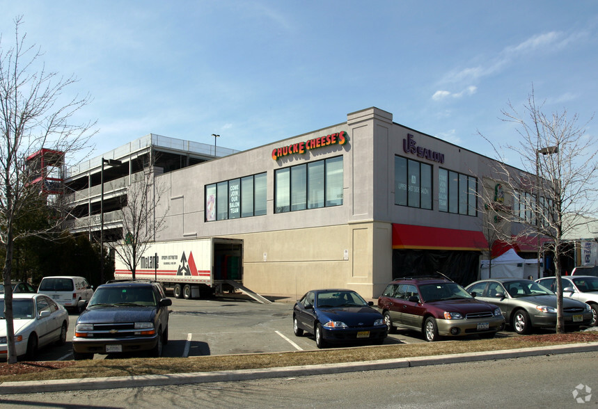 143 Rt-10, East Hanover, NJ for lease - Building Photo - Image 3 of 13