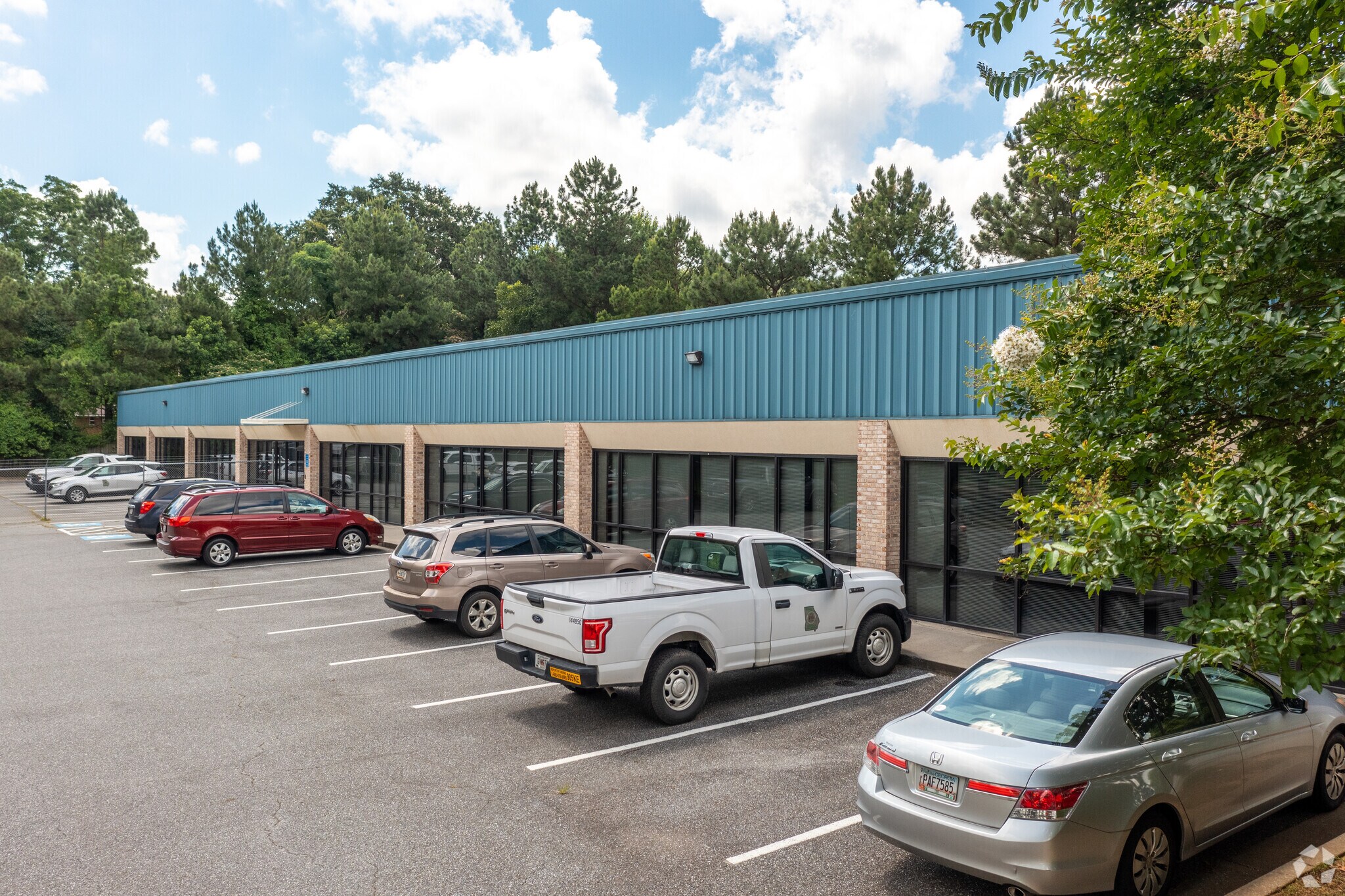 16 Center Rd SE, Cartersville, GA for sale Primary Photo- Image 1 of 1
